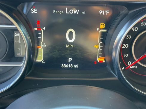 Used 2022 Jeep Gladiator Mojave w/ Trailer Tow Package image 28