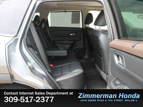 Used 2023 Nissan Rogue SV w/ SV Premium B Package AWD/4WD image 8