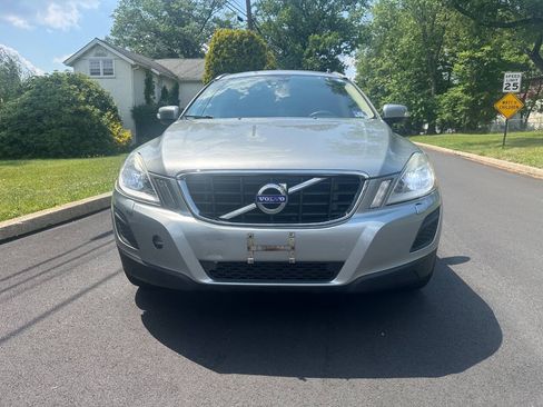 Used 2013 Volvo XC60 3.2 AWD/4WD image 3