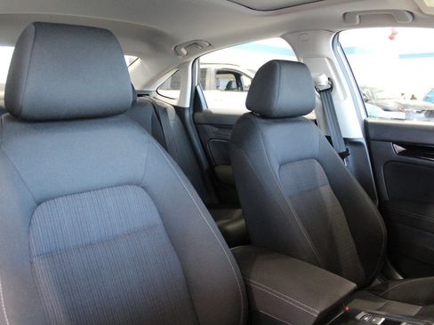 Certified 2023 Honda Civic EX image 24