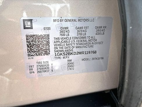 Used 2021 GMC Yukon SLT w/ SLT Luxury Plus Package image 16