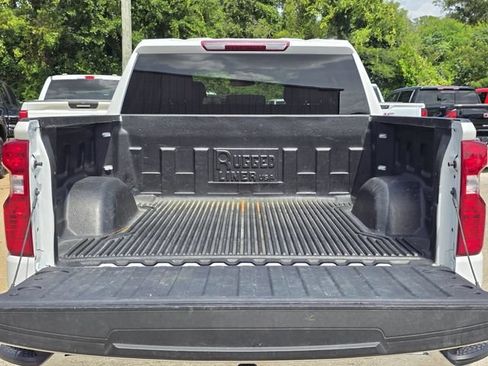 Used 2025 Chevrolet Silverado 1500 LT AWD/4WD image 12