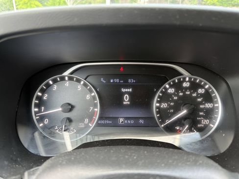 Used 2025 Nissan Frontier SV RWD image 14