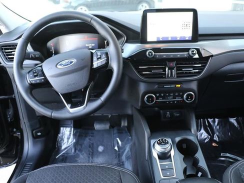 Used 2024 Ford Escape Active AWD/4WD image 17