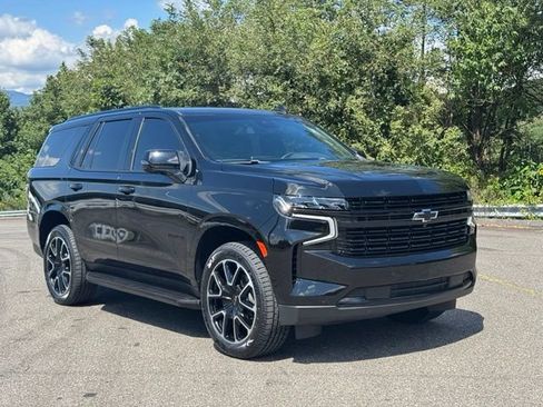 Used 2023 Chevrolet Tahoe RST w/ Luxury Package RWD image 9