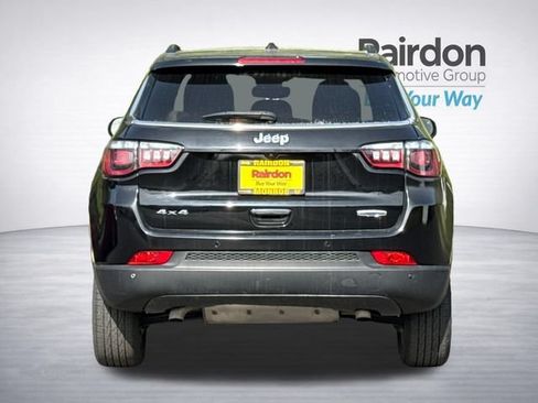 Used 2024 Jeep Compass Latitude AWD/4WD image 6