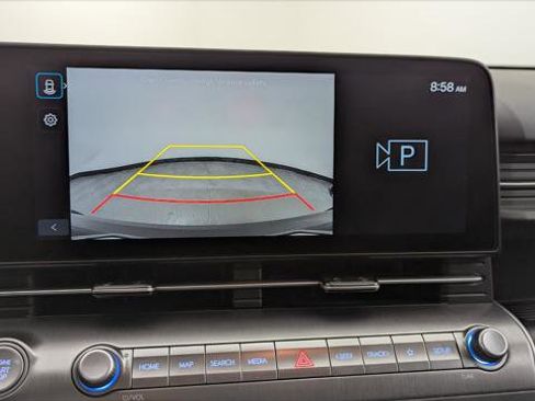Used 2025 Hyundai Kona SEL AWD/4WD image 27