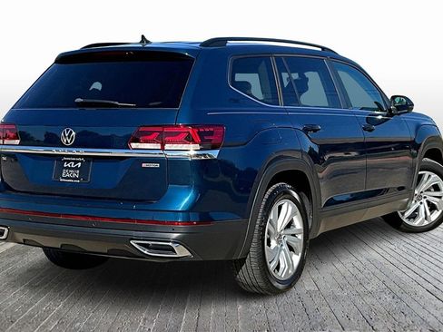 Used 2022 Volkswagen Atlas SE image 2