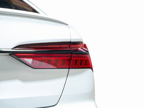 Used 2021 Audi S6 Prestige w/ Prestige Package image 15