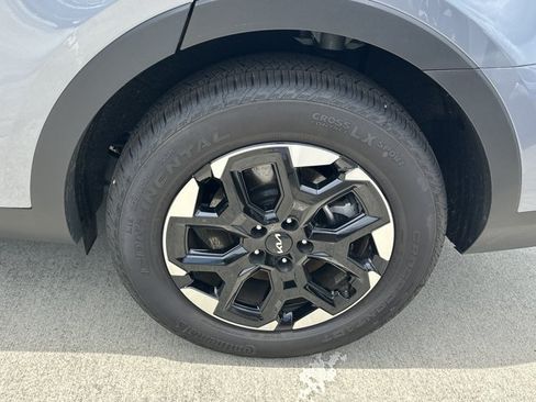 Used 2025 Kia Sorento S w/ Panoramic Sunroof Package FWD image 24