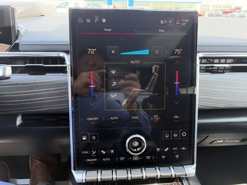 Used 2025 GMC Sierra EV Denali AWD/4WD image 29
