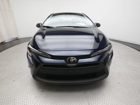 Used 2023 Toyota Corolla LE FWD image 11