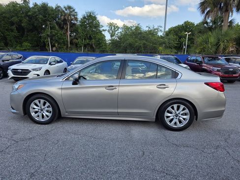 Used 2017 Subaru Legacy 2.5i Premium AWD/4WD image 5
