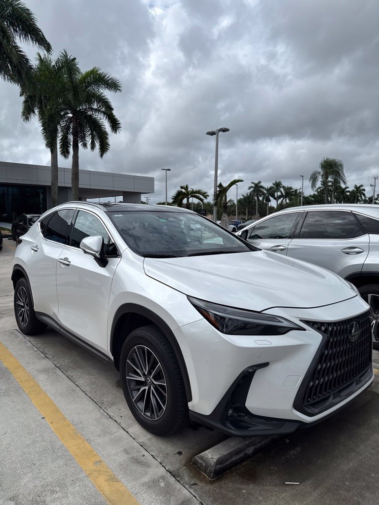 Used 2024 Lexus NX 350 AWD w/ Vision Package image 2