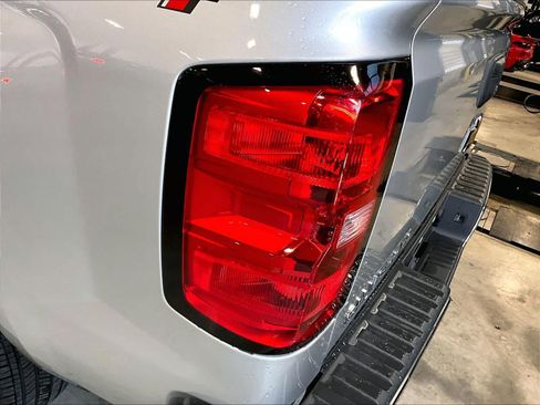 Used 2019 Chevrolet Silverado 1500 LT w/ All Star Edition AWD/4WD image 35