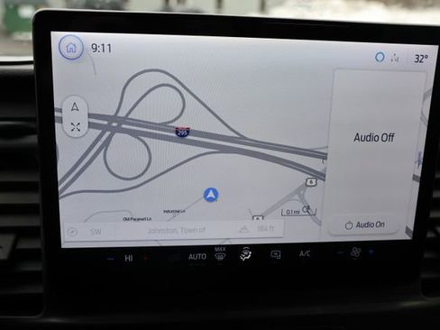 Used 2022 Ford E-Transit 148 High Roof Extended image 14