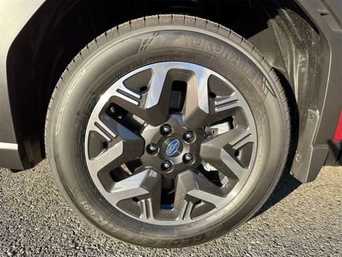 New 2025 Subaru Forester Premium image 7