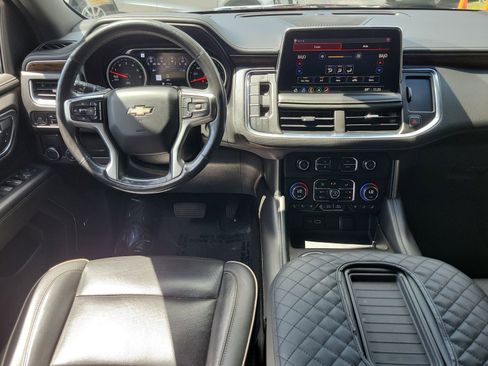 Used 2021 Chevrolet Suburban Premier RWD image 14