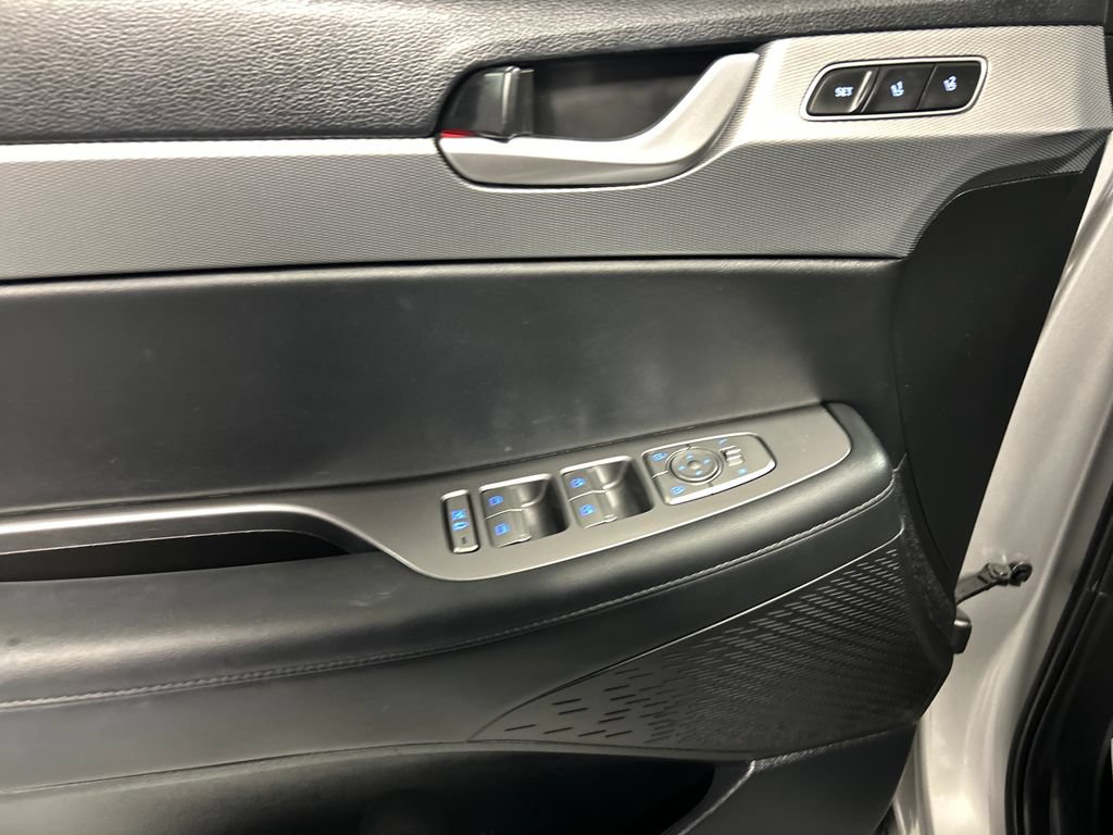 Used 2022 Hyundai Palisade SEL w/ Premium Package FWD image 12