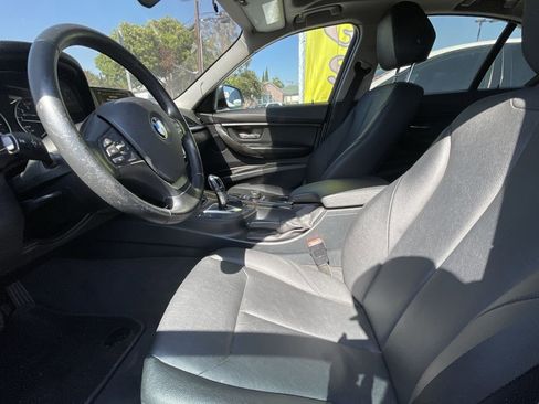 Used 2016 BMW 320i Sedan image 15