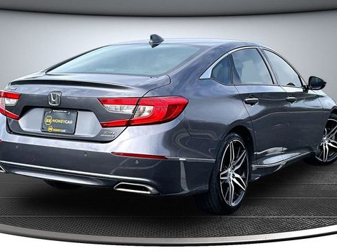 Used 2021 Honda Accord Touring image 6