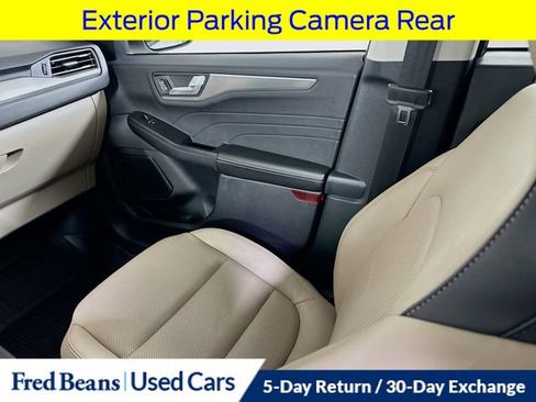 Used 2022 Ford Escape Titanium w/ Class II Trailer Tow Package image 30