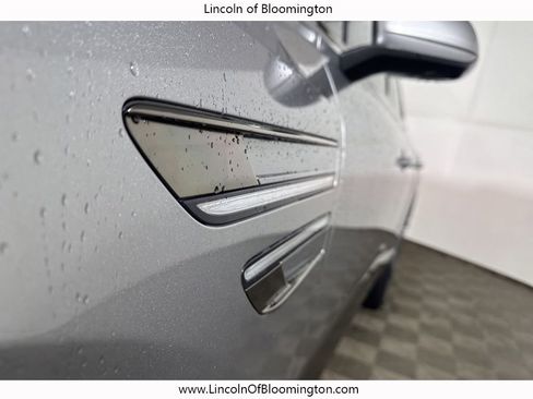 Used 2025 Genesis GV80 3.5T e-SC image 17