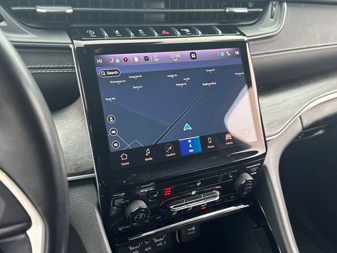 Used 2021 Jeep Grand Cherokee L Limited image 21