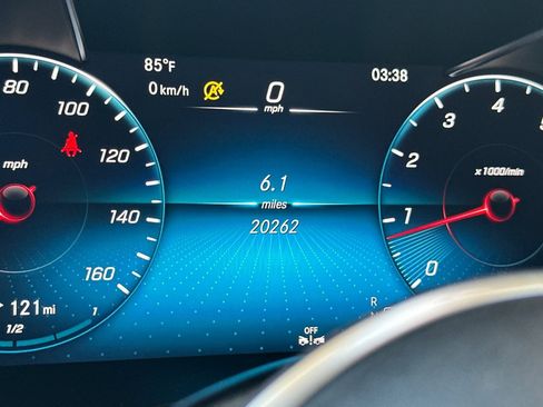 Used 2021 Mercedes-Benz C 300 Cabriolet image 23