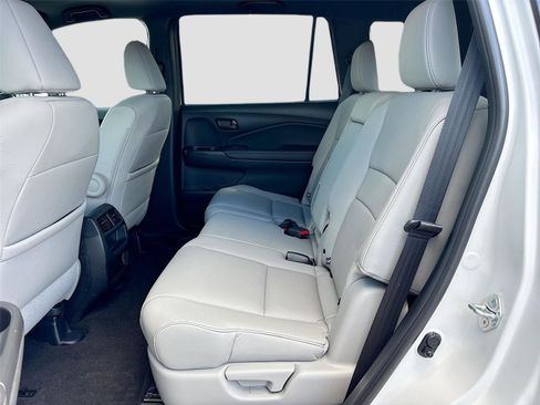 Certified 2023 Honda Passport EX-L image 29