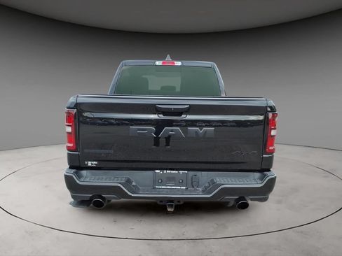 Used 2025 RAM 1500 Big Horn AWD/4WD image 8