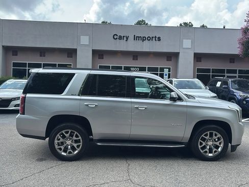 Used 2016 GMC Yukon SLT w/ Open Road Package AWD/4WD image 4