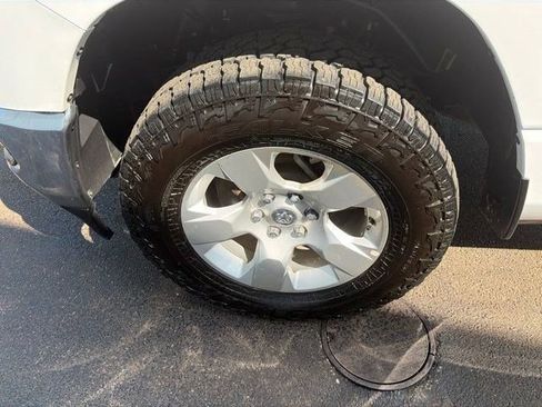 Used 2023 RAM 1500 Big Horn AWD/4WD image 46