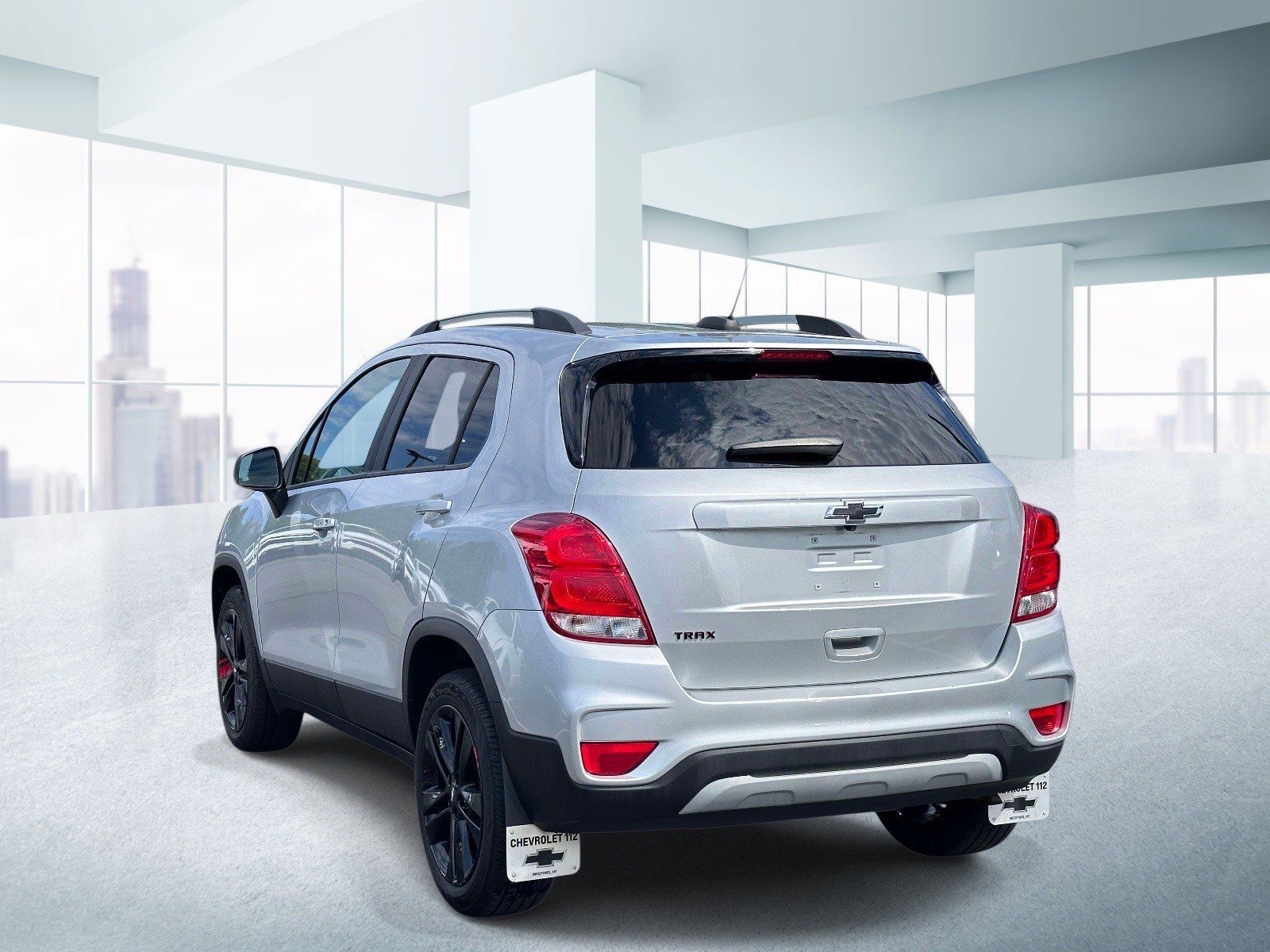Used 2021 Chevrolet Trax LT w/ Redline Edition AWD/4WD image 3