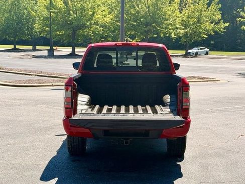 Used 2022 Nissan Frontier SV AWD/4WD image 17