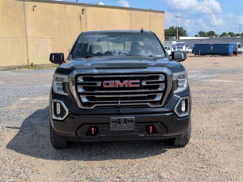 Used 2020 GMC Sierra 1500 AT4 w/ AT4 Premium Package AWD/4WD image 9