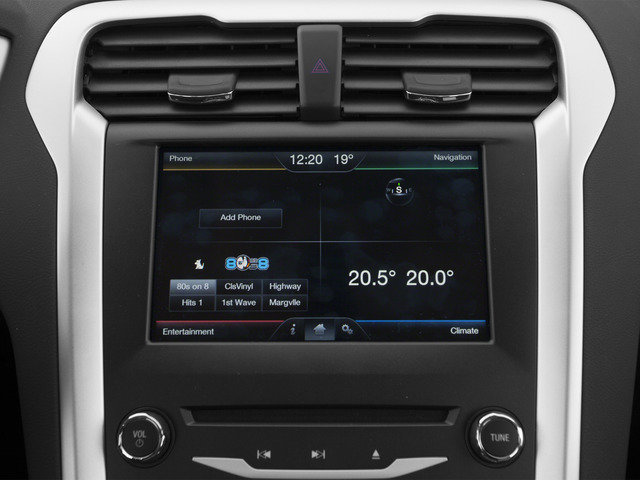 Used 2016 Ford Fusion SE FWD image 19