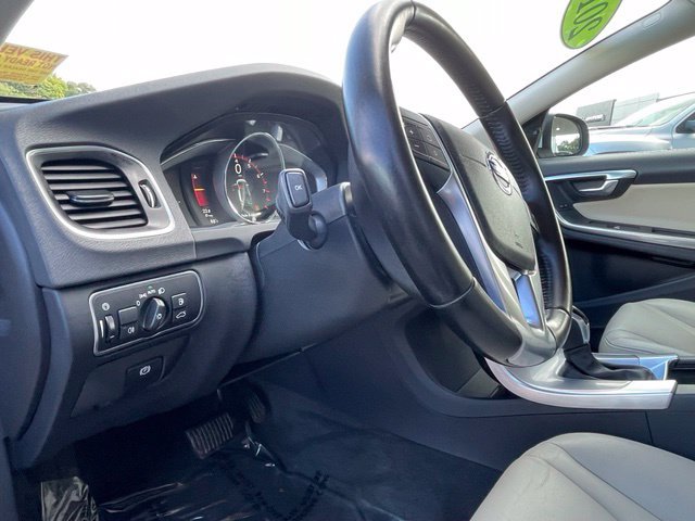 Used 2018 Volvo S60 T5 Inscription AWD/4WD image 11
