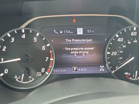 Used 2021 Nissan Titan Platinum Reserve w/ Moonroof Package AWD/4WD image 22