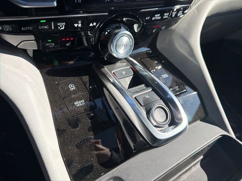 Used 2025 Acura MDX w/ Technology Package image 37