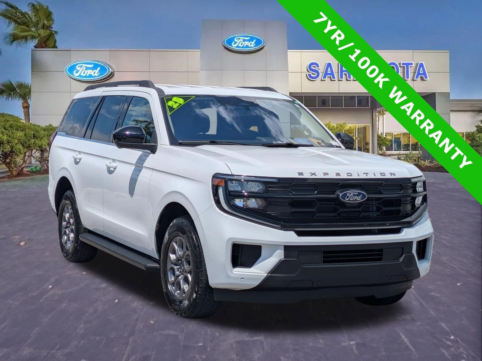 Certified 2025 Ford Expedition Active RWD image 1