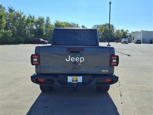 Used 2020 Jeep Gladiator Overland image 24