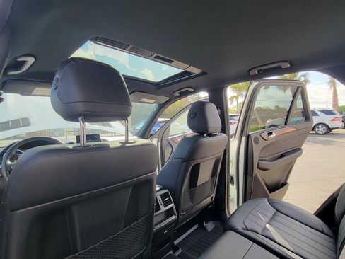 Used 2016 Mercedes-Benz GLE 350 4MATIC w/ Premium Package image 30