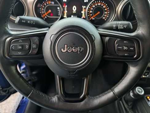 Used 2018 Jeep Wrangler Sport image 24