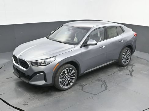 New 2026 BMW X2 xDrive28i w/ Convenience Package AWD/4WD image 34