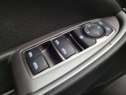 Used 2023 Chevrolet Malibu LT FWD image 27