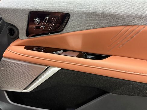New 2025 Cadillac Optiq Luxury 2 AWD/4WD image 47