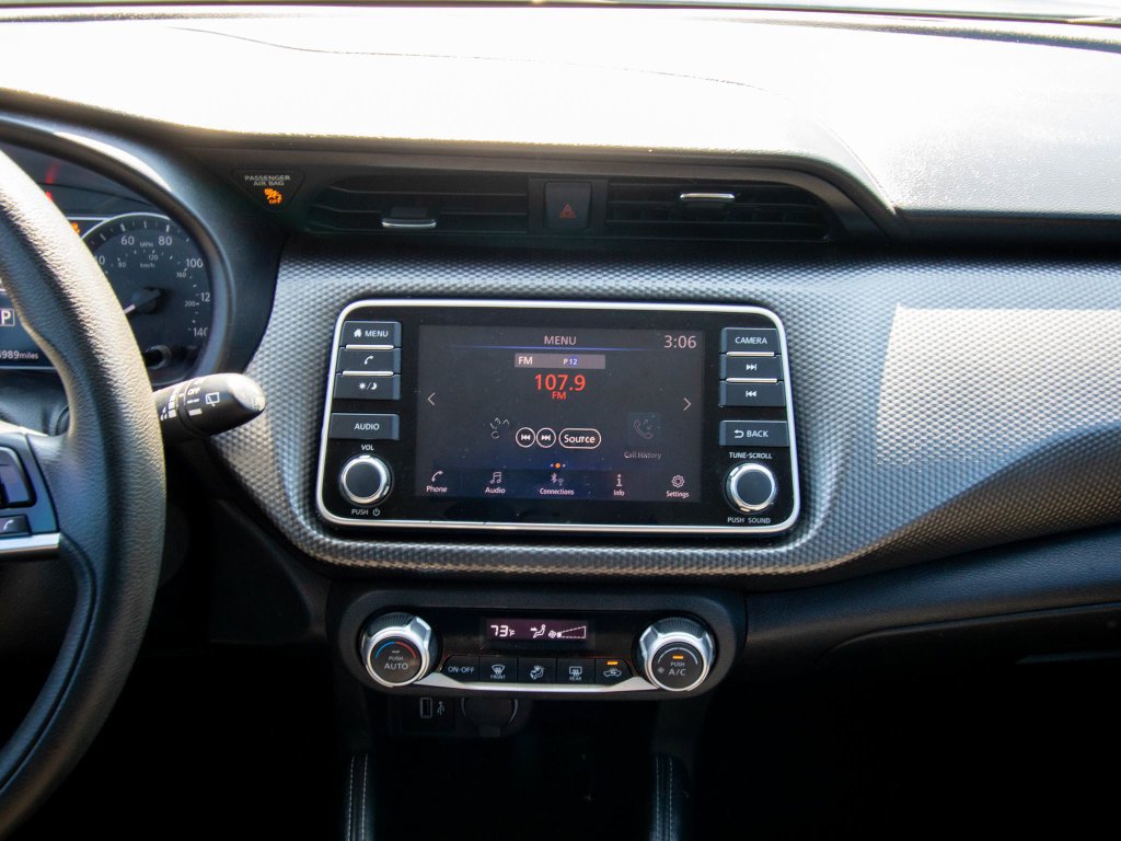 Used 2020 Nissan Kicks SV FWD image 23