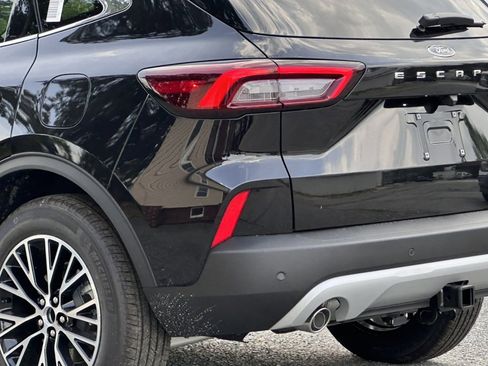 New 2025 Ford Escape Base w/ PHEV Premium Package image 6