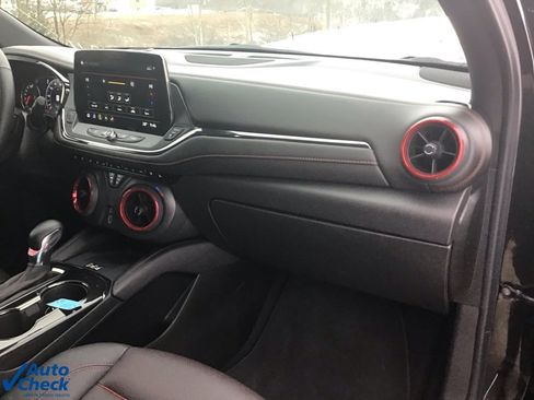 Used 2025 Chevrolet Blazer RS image 26